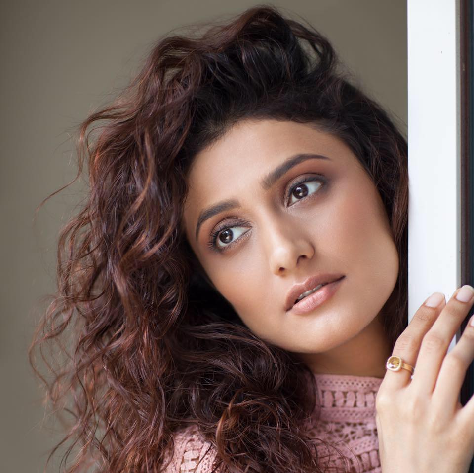 Ragini Khanna Wiki Height Weight Age Husband Family And