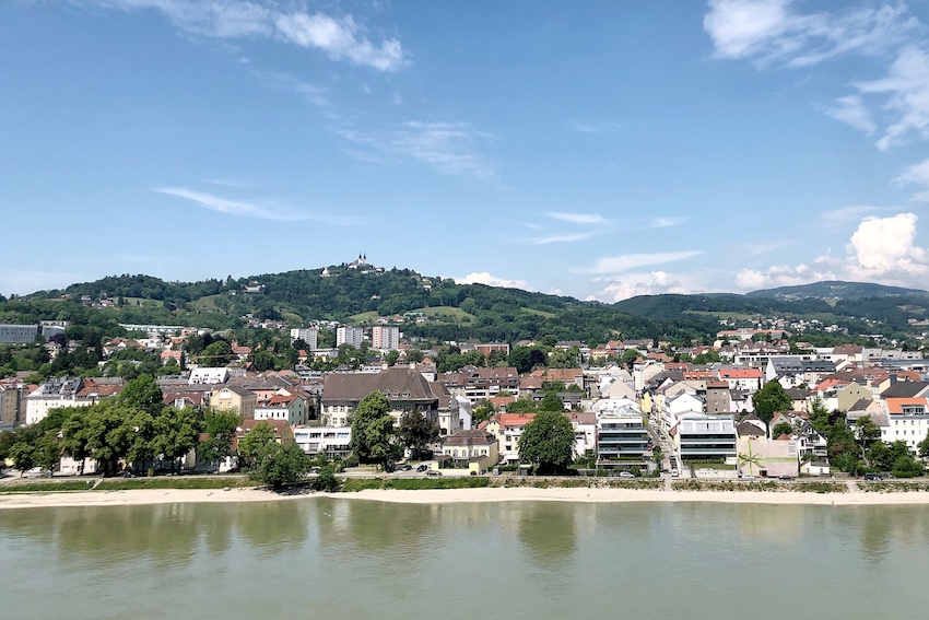 Blick Richting Donau vom Schlosscafe aus Blick Richting Donau vom Schlosscafe aus