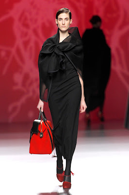 Raíz de Ulises Mérida en MBFWM Raíz de Ulises Mérida en MBFWM