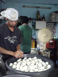 Palengke Queen (market): Where to buy Balut- in Pateros of course!