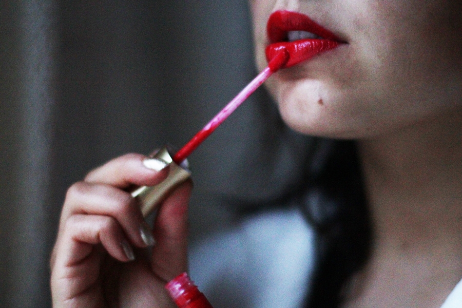 lip gloss max factor red lips