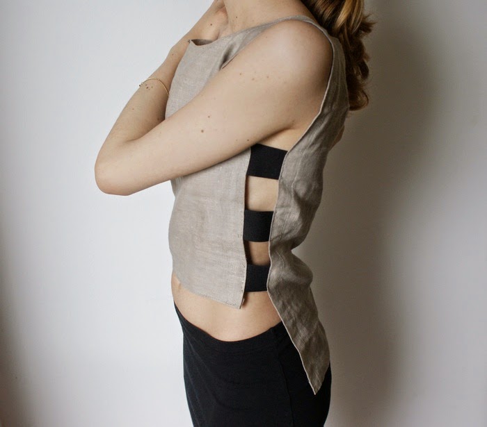 DIY SIDES CUT-OUT CROP TOP