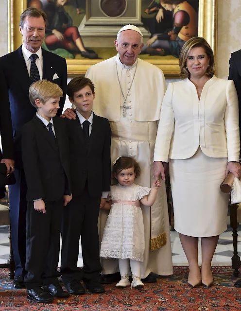 Grand Duke Henri, Grand Duchess Maria Teresa, Hereditary Grand Duke Guillaume, Hereditary Grand Duchess Stephanie, Prince Félix, Princess Claire, Princess Amalia, Prince Louis, Princess Tessy, Prince Gabriel of Luxembourg, Prince Noah of Nassau, Princess Alexandra and Prince Sébastien of Luxembourg, Pope Francis Vatican