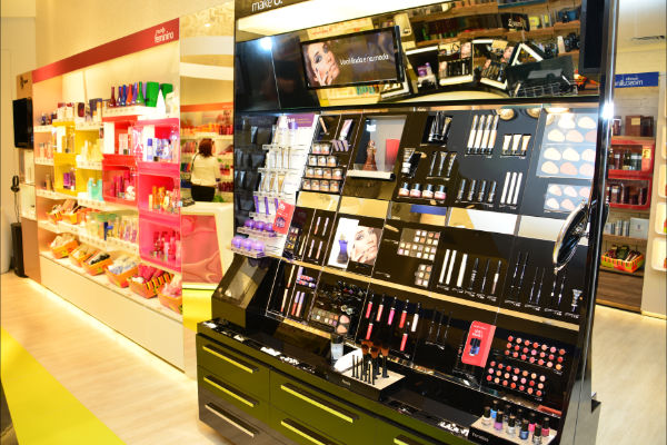 REVISTA ESTREIA : BELEZA: O BOTICÁRIO APRESENTA NOVO CONCEITO DE LOJA