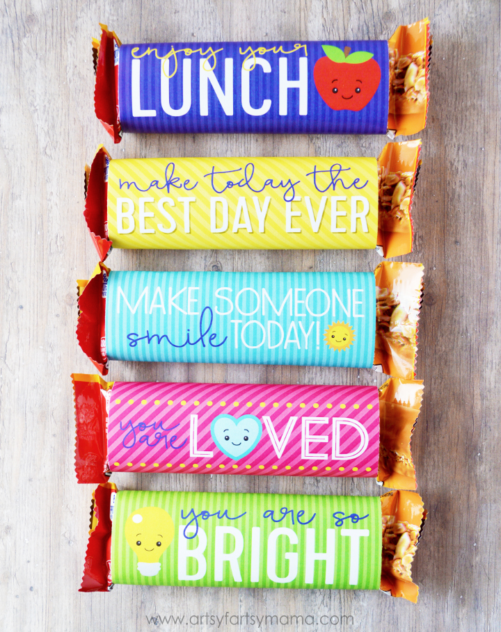 Make lunchtime a little happier with Free Printable Encouraging Lunch Box Notes! artsyfartsymama.com #PeanutButterHappy