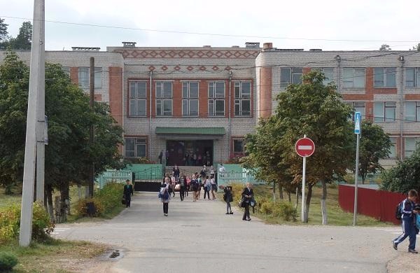 юхновская школа калужская область. юхнов школа 1. школа искусств юхнов. юхновская школа 1. юхновская школа калужская область.