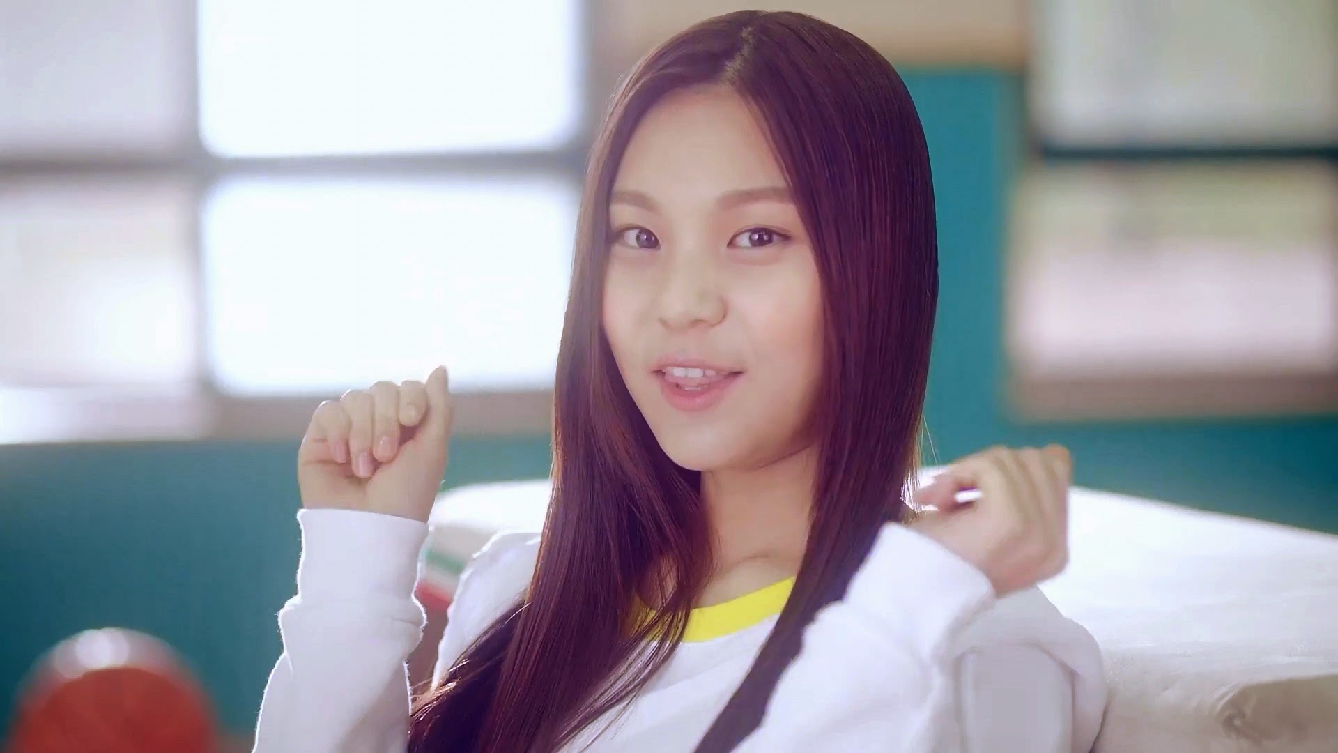 GFRIEND: Ντεμπούτο με το Glass Bead | I say myeolchi // k-pop in greek