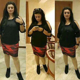 Malayalam Aunty Jennifer Antony latest hot in saree Navel Queens Malayalam Aunty Jennifer Antony latest hot in saree Navel Queens