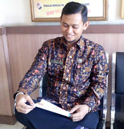 Ahmad Nawawi Lubis, S.Pd, M.M Ahmad Nawawi Lubis, S.Pd, M.M