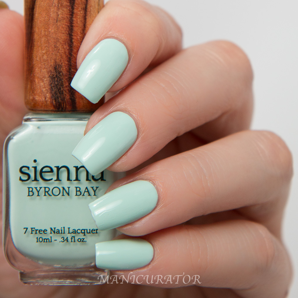 sienna BYRON BAY Nail Polish Swatch and Review