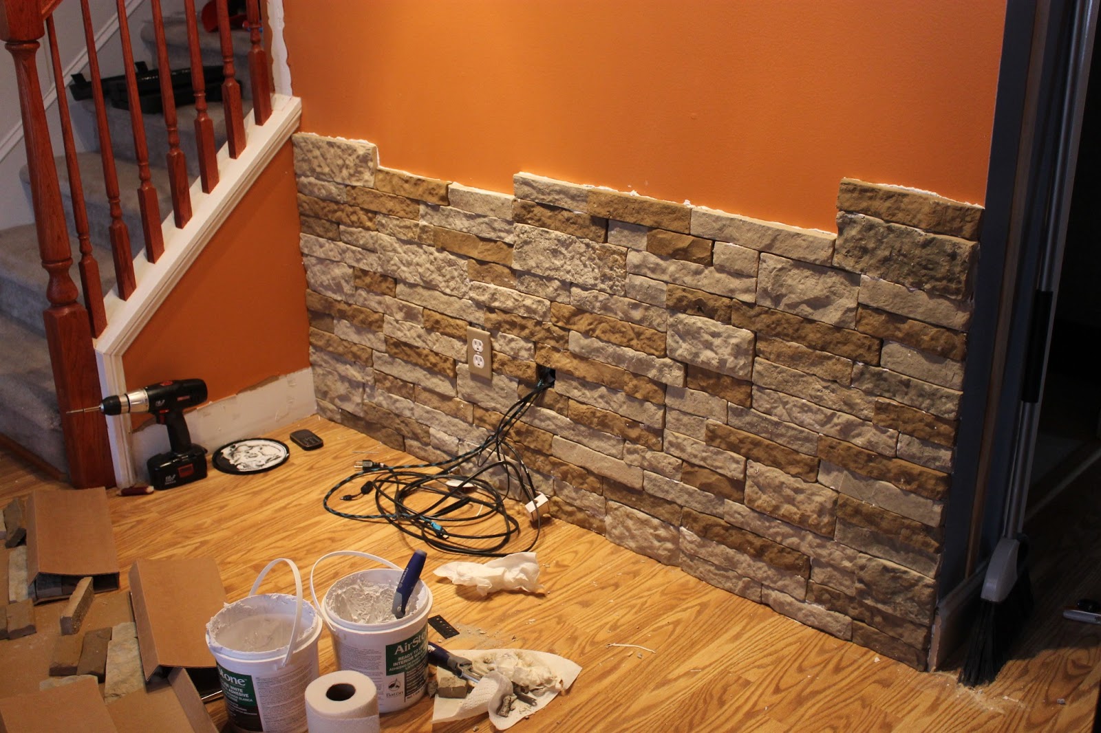 DIY Faux Stone Wall Panels | designinte.com