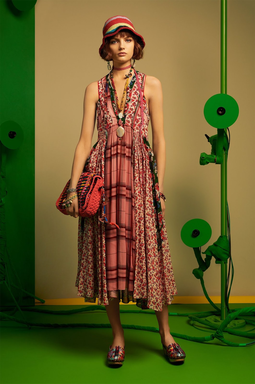 Zara Studio Augmented Reality Spring/Summer 2018 Lookbook