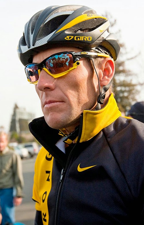 Lance Armstrong supera cáncer.