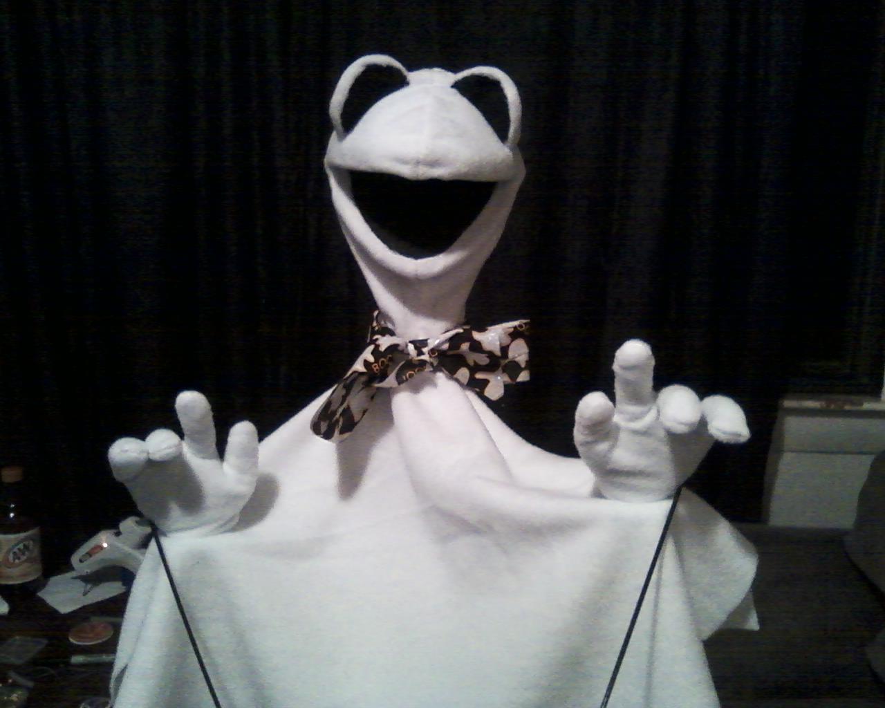 J&W's Wicked Puppet Factory Groovey Ghost is in (Haunting) The House!!!