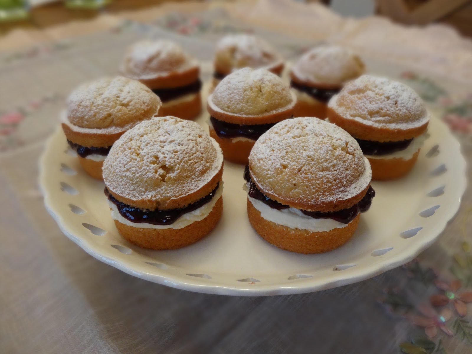 Rosie Bakes It Mini Victoria Sandwiches