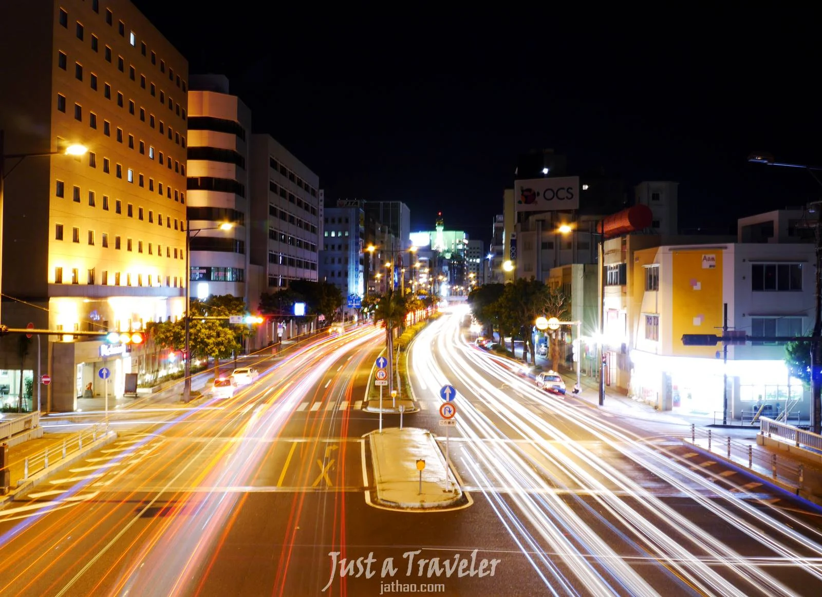 沖繩-交通-租車-自駕-公車-巴士-單軌-電車-那霸-推薦-觀光巴士-自由行-旅遊-時刻表-價錢-票價-比價-搭乘教學-優惠券-省錢