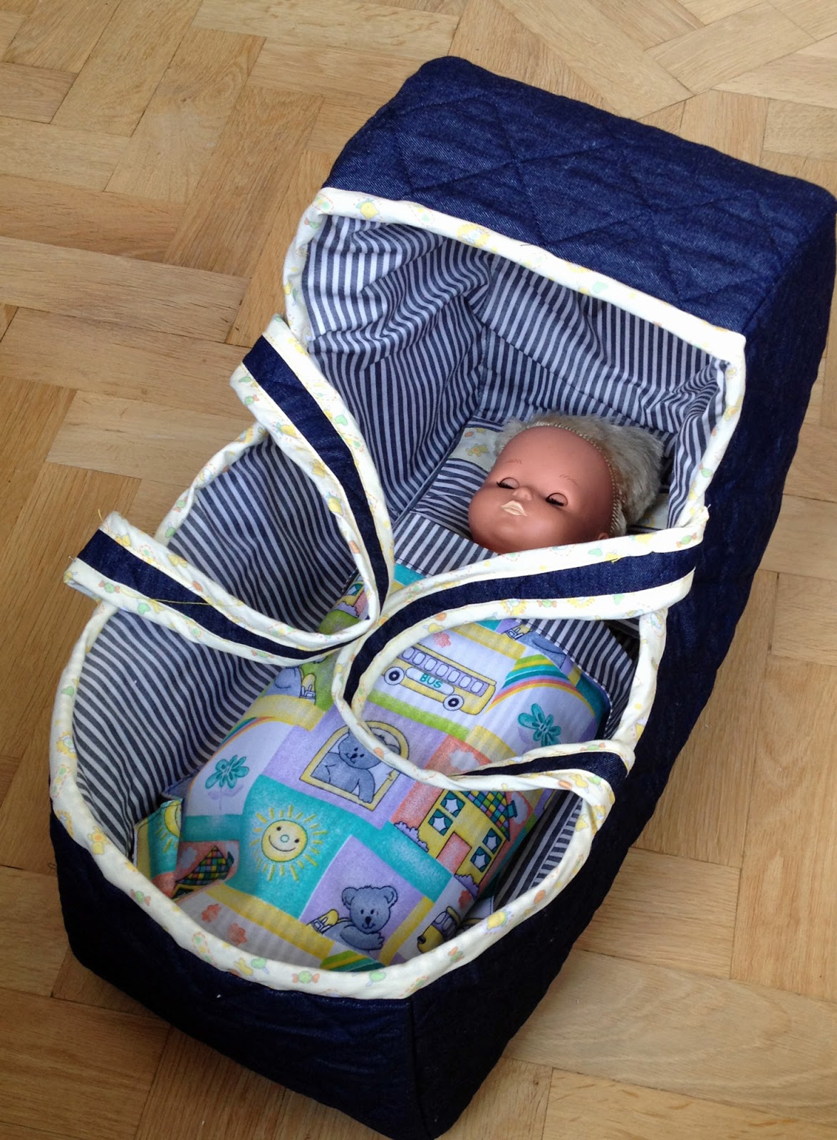 New Grandma Wants to Sew! Carry cot for doll