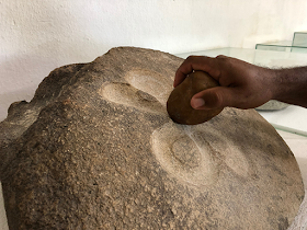 Foto Sylvia Leite - Matéria Pedra do Ingá - BLOG LUGARES DE MEMÓRIA