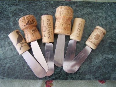 Cuchillos para untar con tapones de corcho