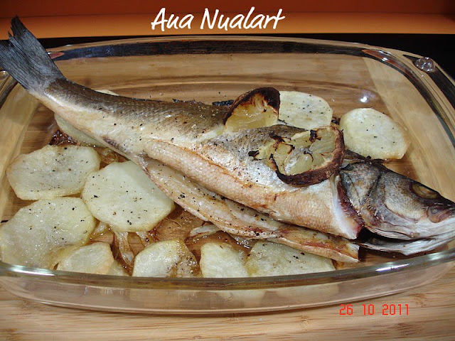  LUBINA AL HORNO CON PATATAS Y DE POSTRE ... LIMONINOS 