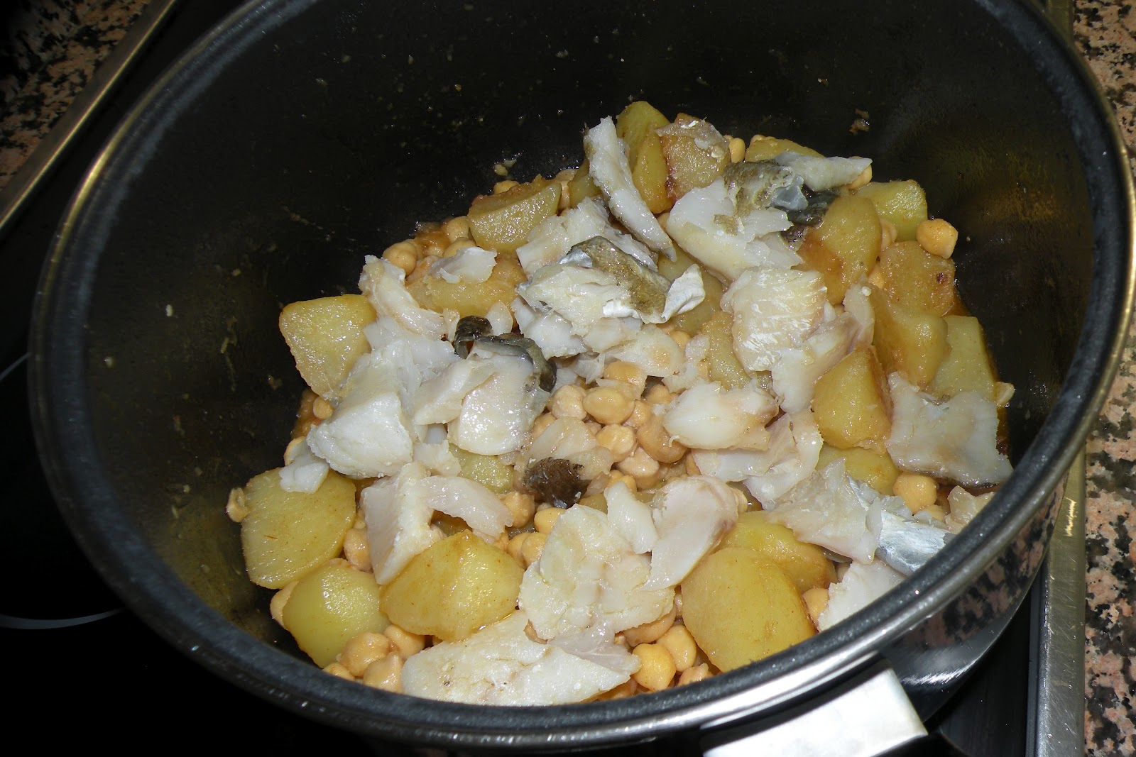 Potaje de garbanzos con espinacas y nacalao en la Comunidad de Cocina