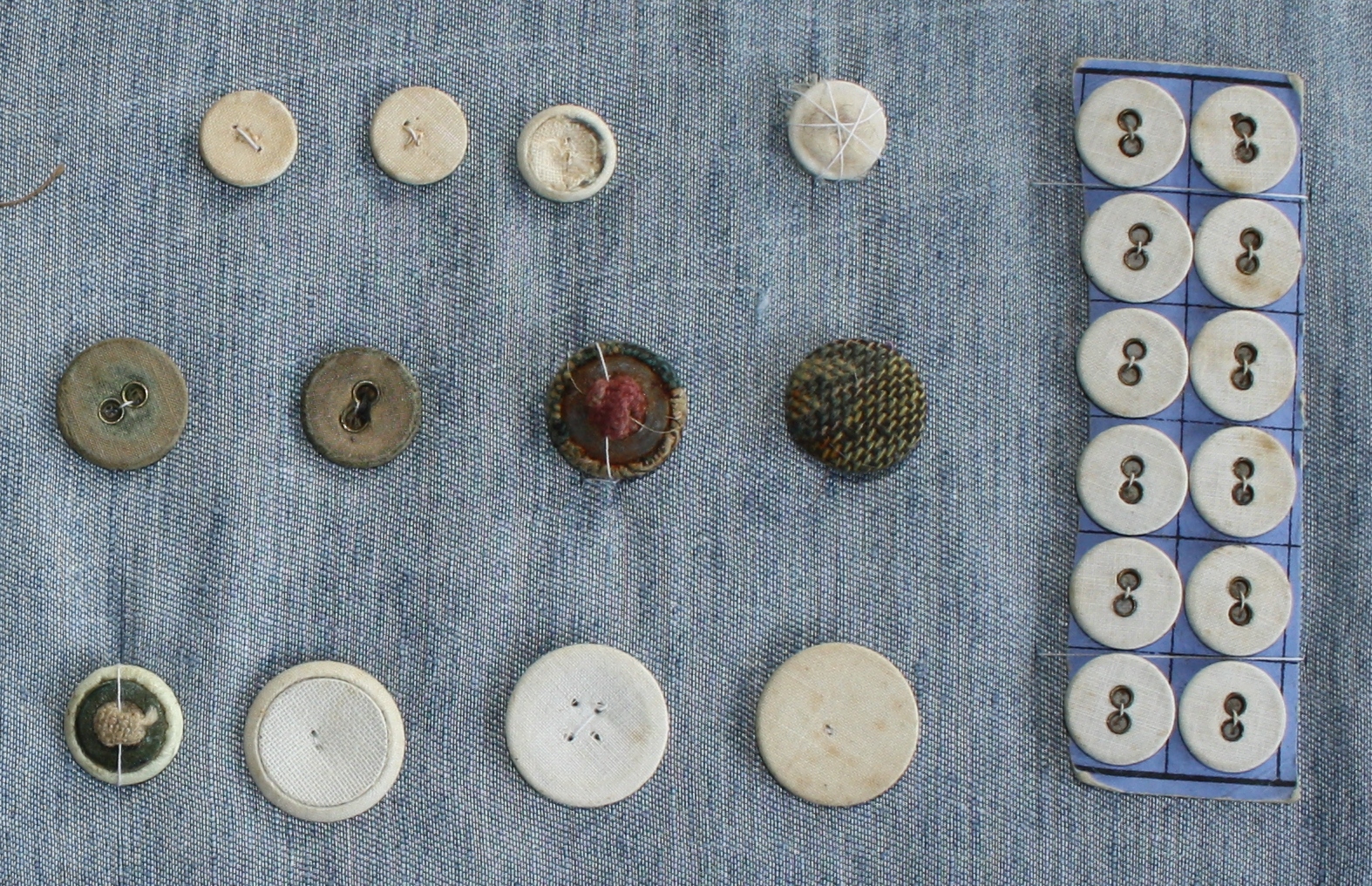 Zho Zho's Textile Adventures Dorset Buttons