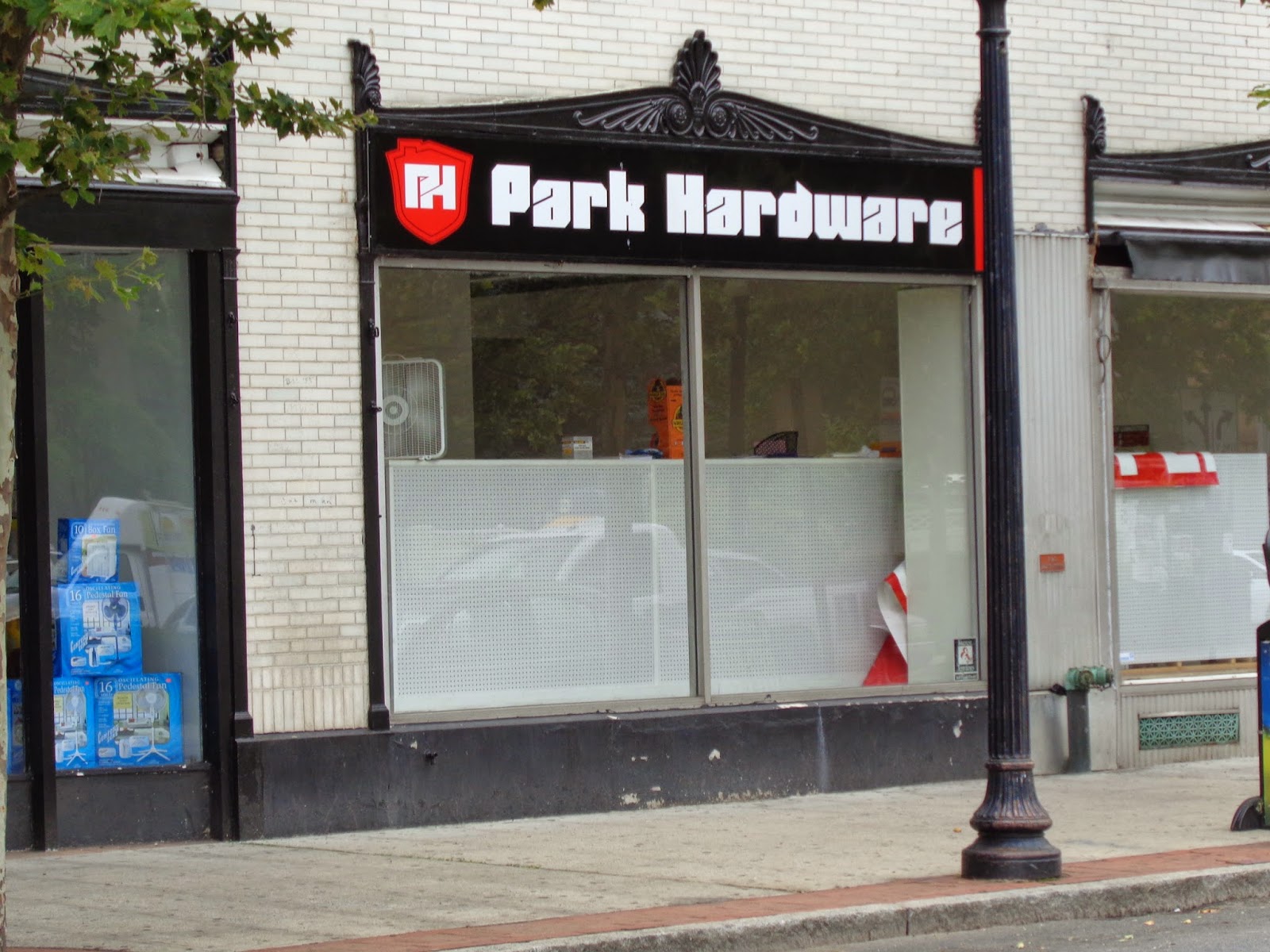 Plaintalker II Park Hardware Opens Larger Store