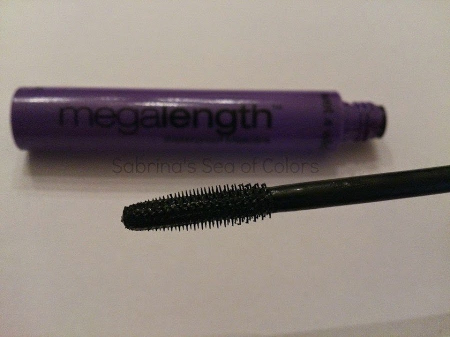 máscara para pestañas wetnwild