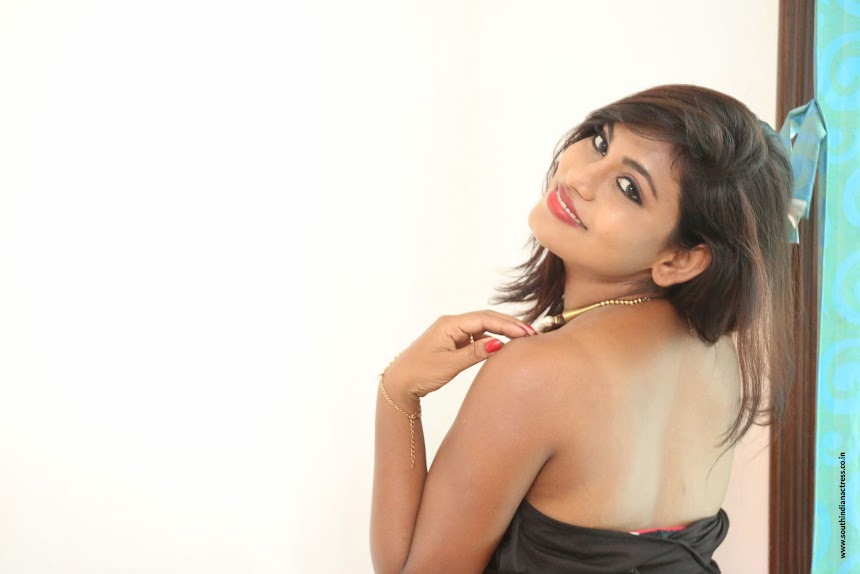 Priya Augustin at 4 Idiots movie opening