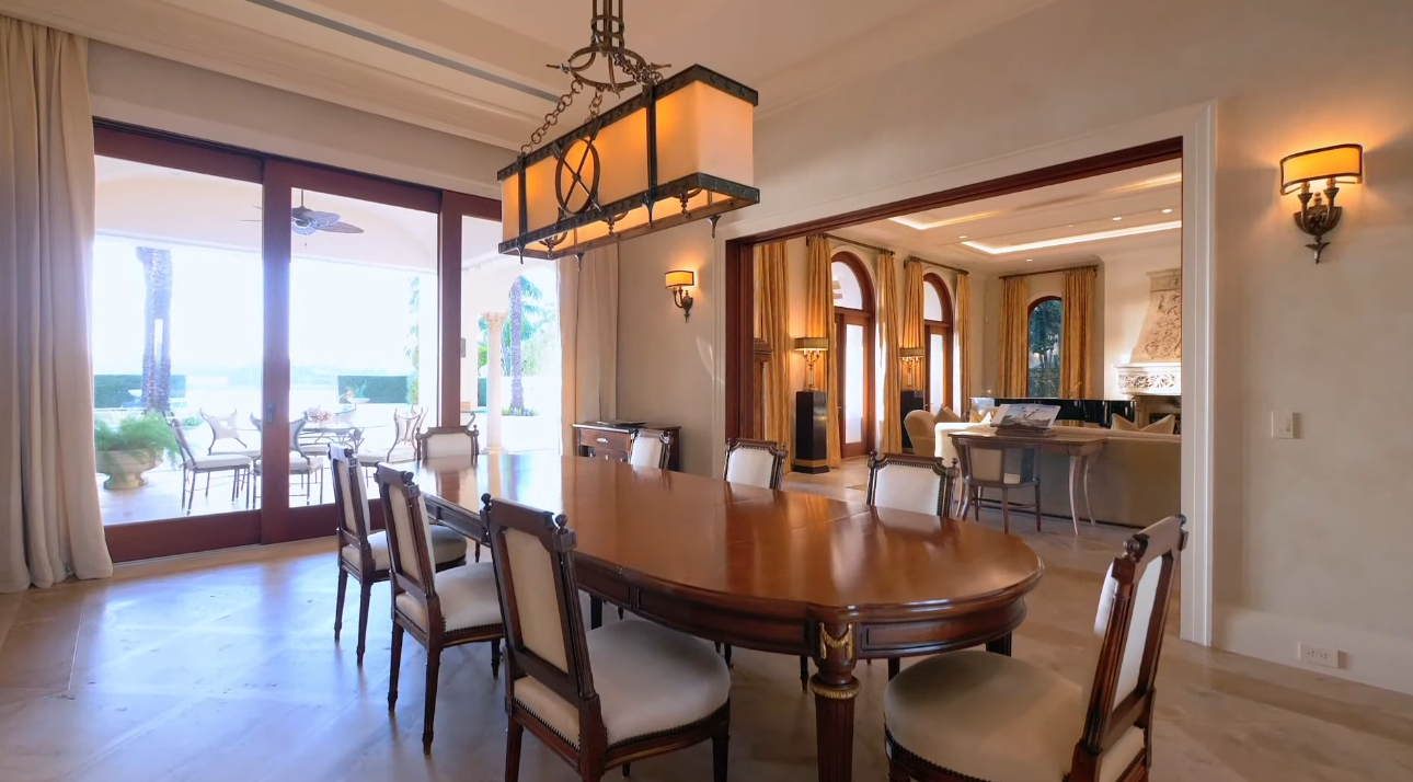 37 Photos vs. $40 Million Star Island Estate, Miami Beach, Florida | LUXURY LISTING - High-End Home & Interior Design Tour 37 Photos vs. $40 Million Star Island Estate, Miami Beach, Florida | LUXURY LISTING - High-End Home & Interior Design Tour