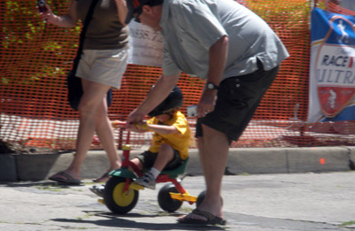 Οδηγίες επιβίωσης για μάνες μηχανόβιων