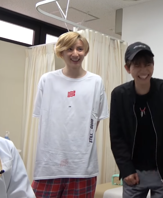 3年保証 即日出荷 Danke schon 京本大我 私服 Tシャツ | www