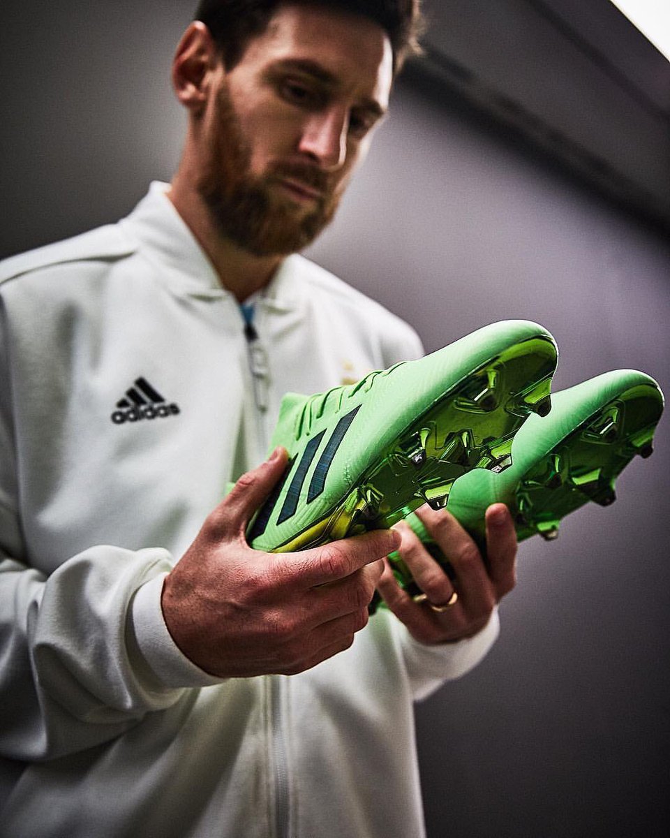 lionel messi boots 2018