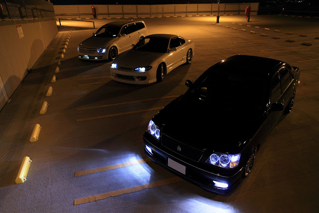 Nissan Stagea, Nissan Silvia S15, Toyota Crown, japońskie samochody, nocą, JDM