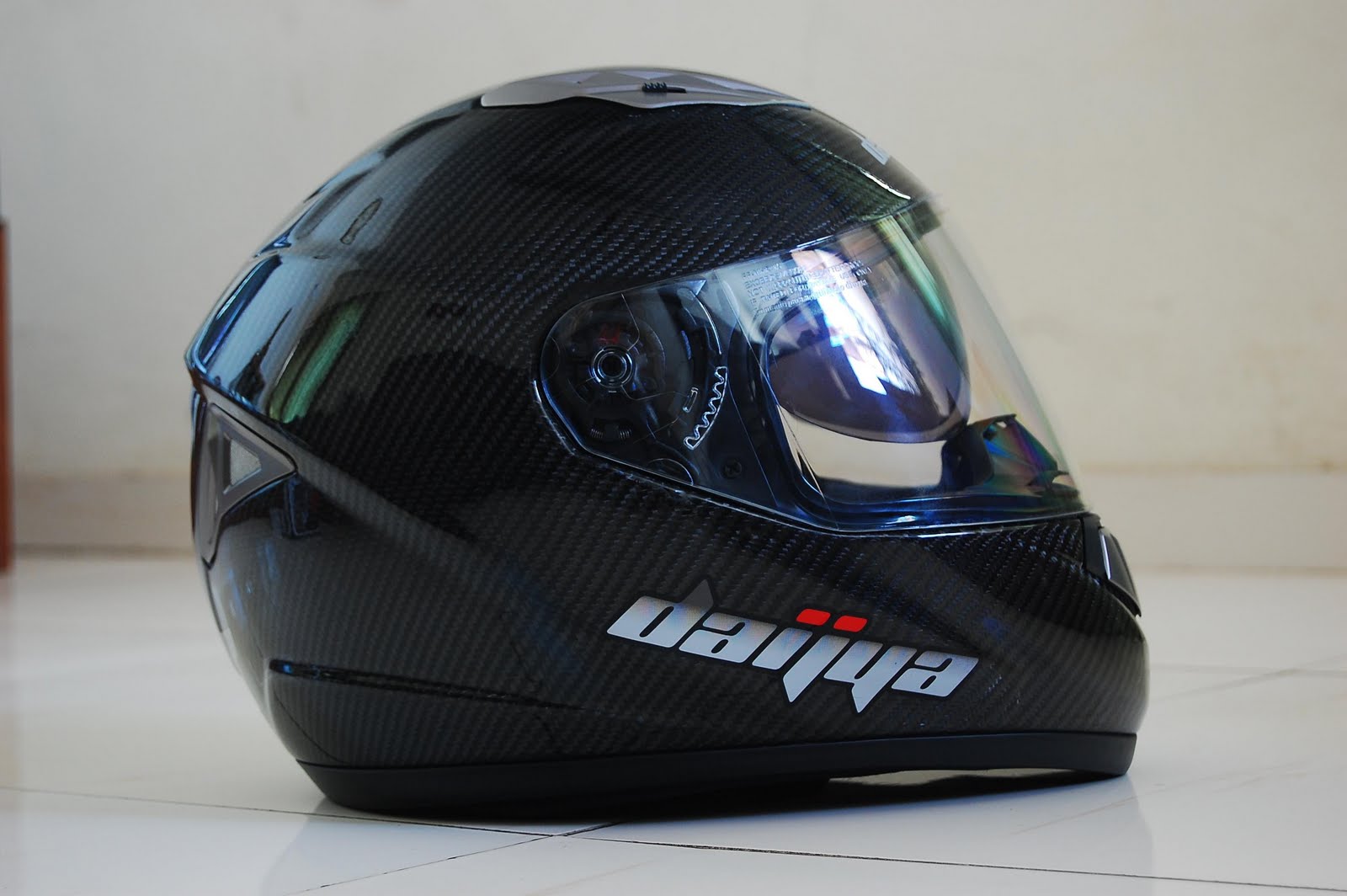 Review Daijya Carbon Fibre Helmet Bike Chronicles of India