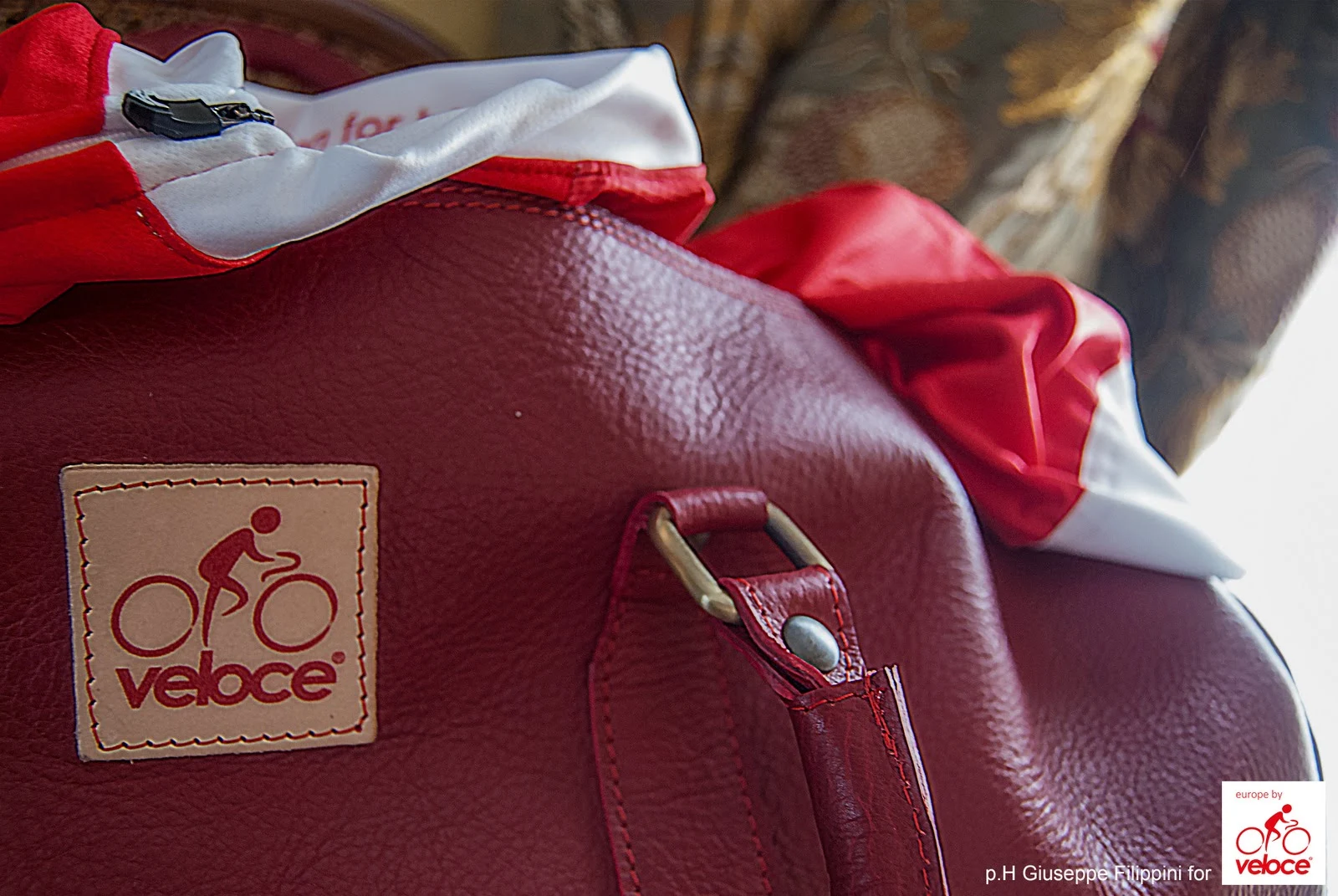 velodrome travel bag by veloce collezioni