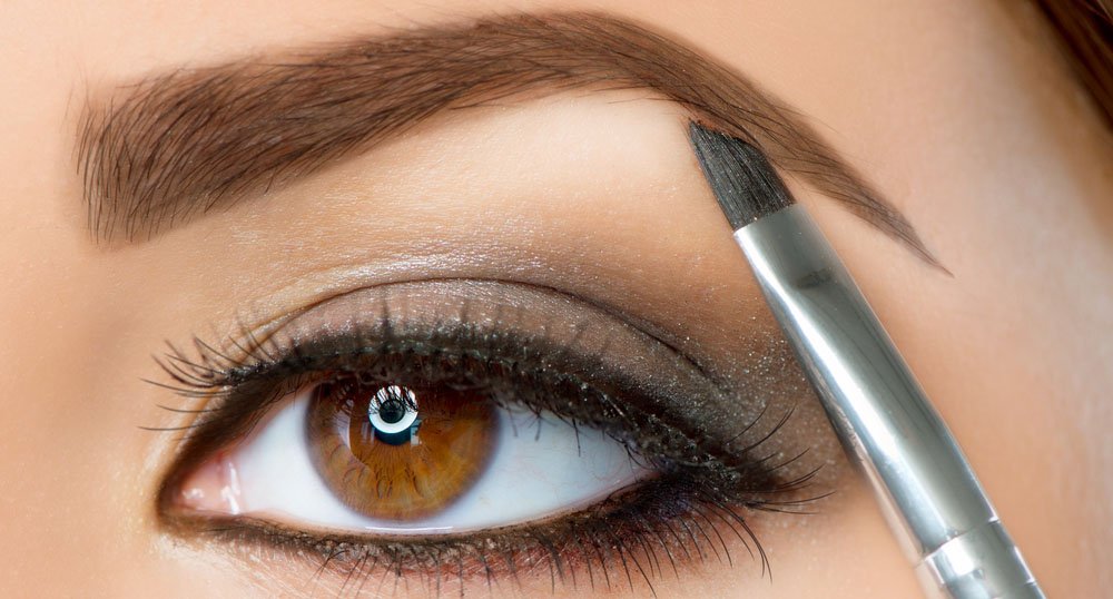 como preencher a sobrancelha com sombra espelho mágico na parede