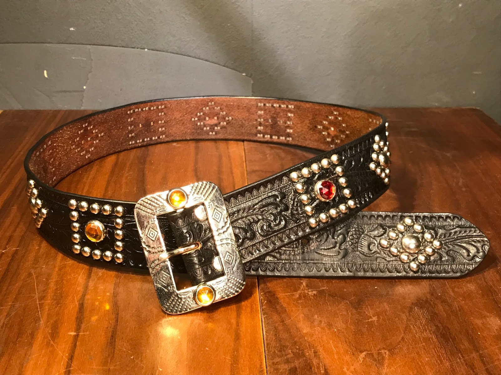 WARP AND WOOF: スタッズ ベルト / サンプル販売準備中です。