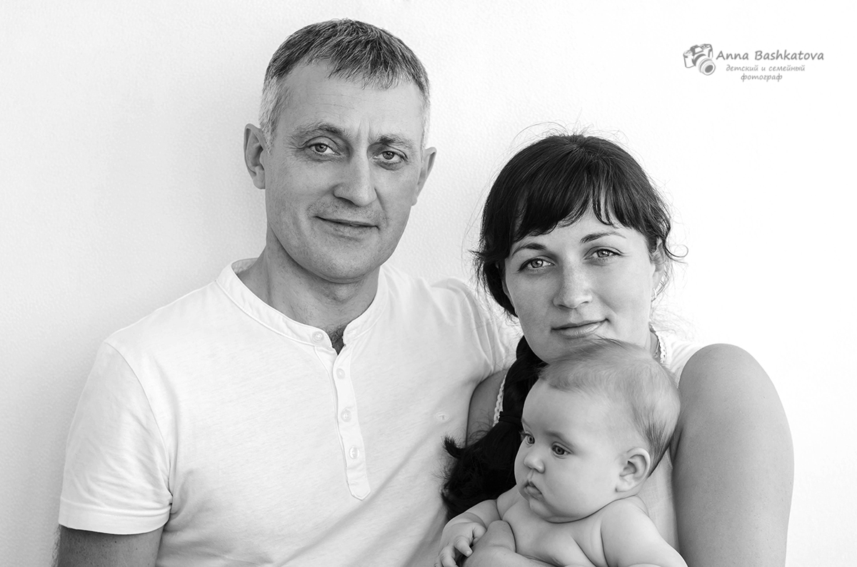 Семья калуга телефон. Калуга семья. Жена Михаила Башкатова фото.