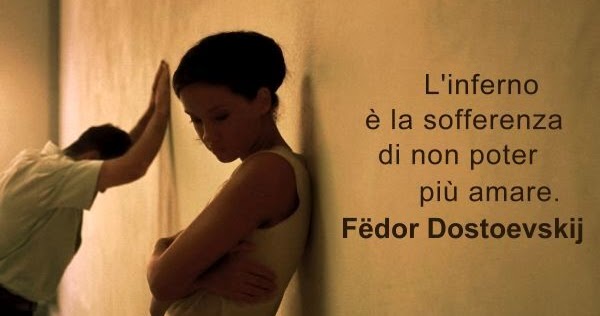Cerchi sotto occhi di eziologia alla donna