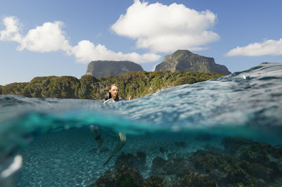 Blake Lively The Shallows Image 5