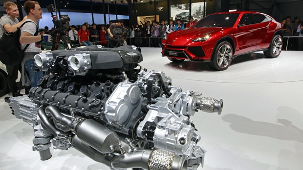 Lamborghini S Raging Super Suv Urus A Balance Of Power