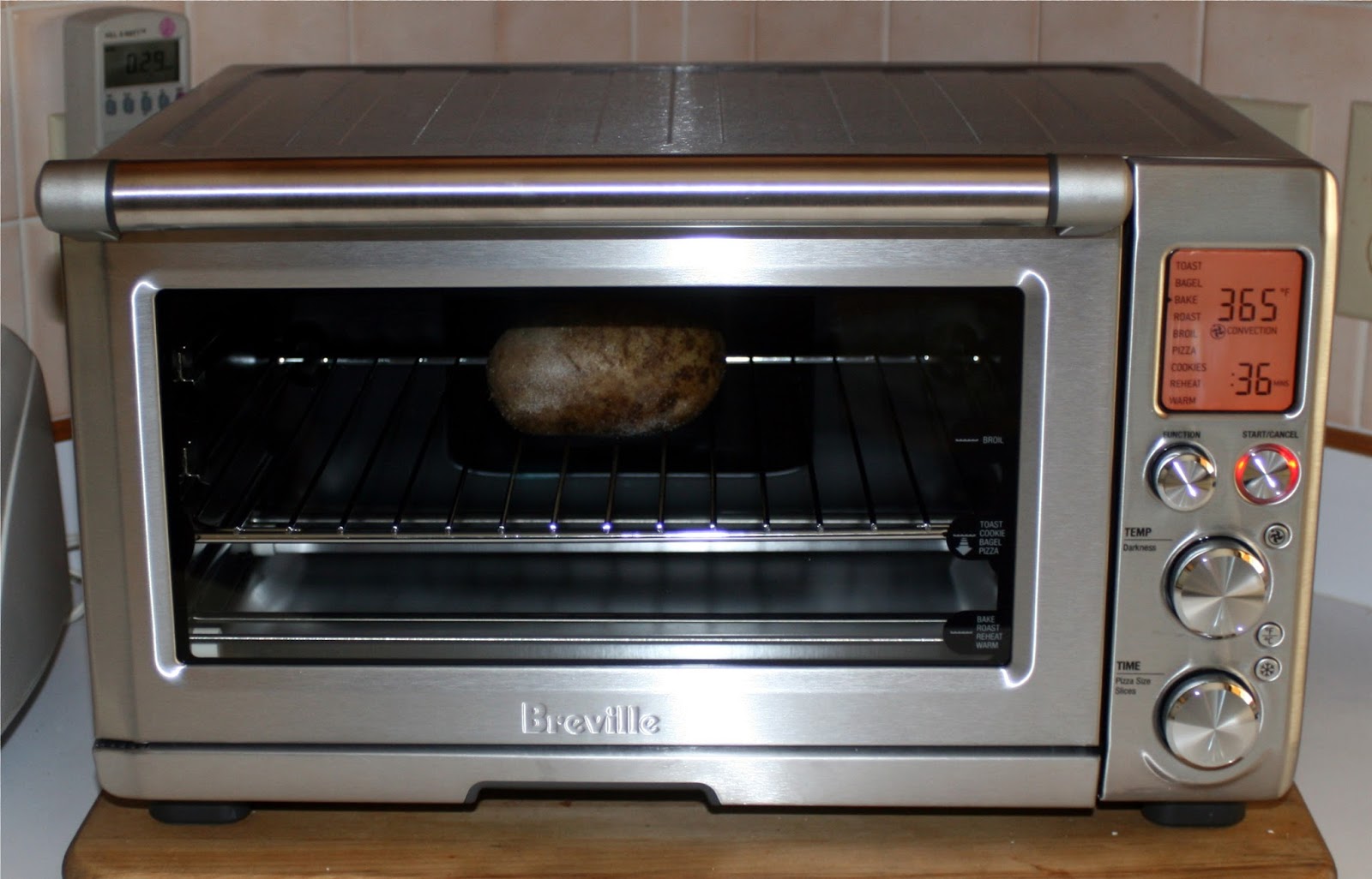 Forsythkid A convection oven baked potato!