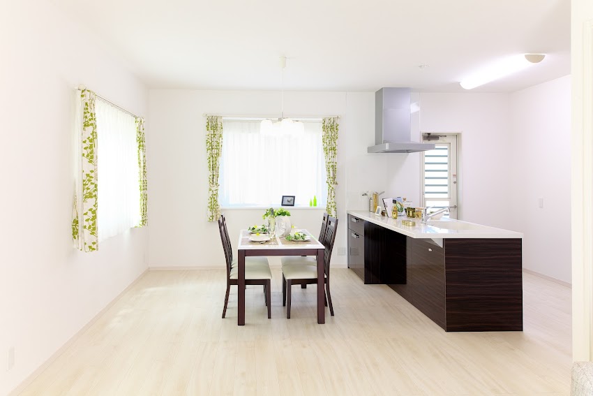 Rectangular White and Brown Wooden Dining Table Rectangular White and Brown Wooden Dining Table