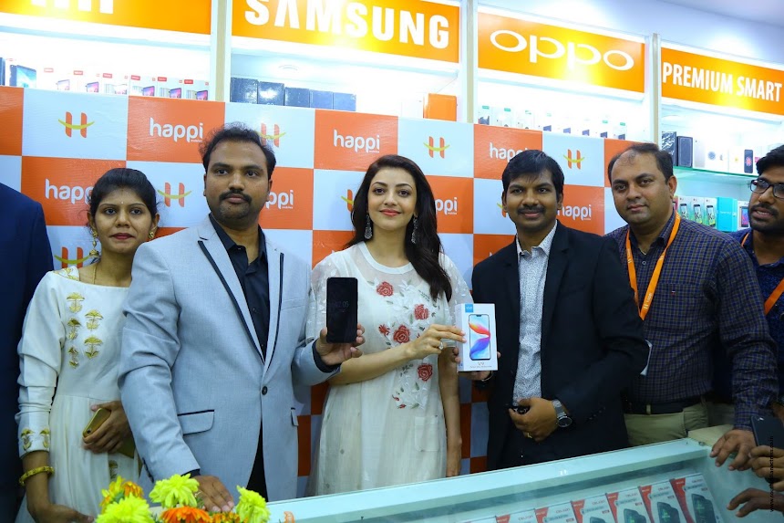 Kajal Aggarwal at Happi Mobiles Launch