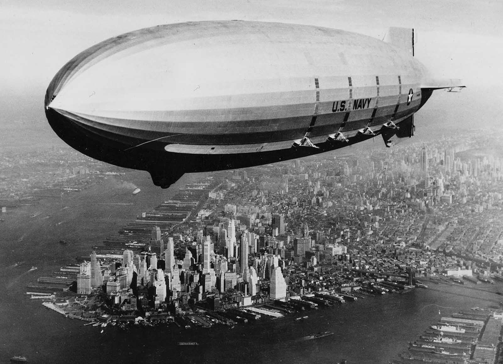 The USS Macon sails over lower Manhattan, on October 9, 1933.