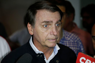 Bolsonaro diz que seu plano de privatizações agrada ao mercado Bolsonaro diz que seu plano de privatizações agrada ao mercado