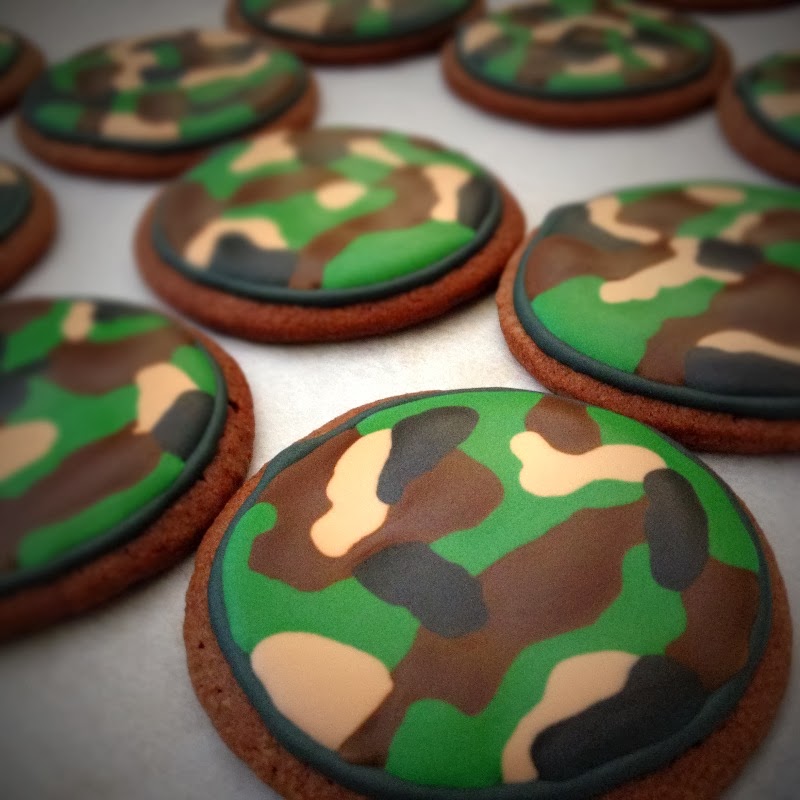 Dough and Batter camouflage & u.s. army star cookies & royal icing recipe