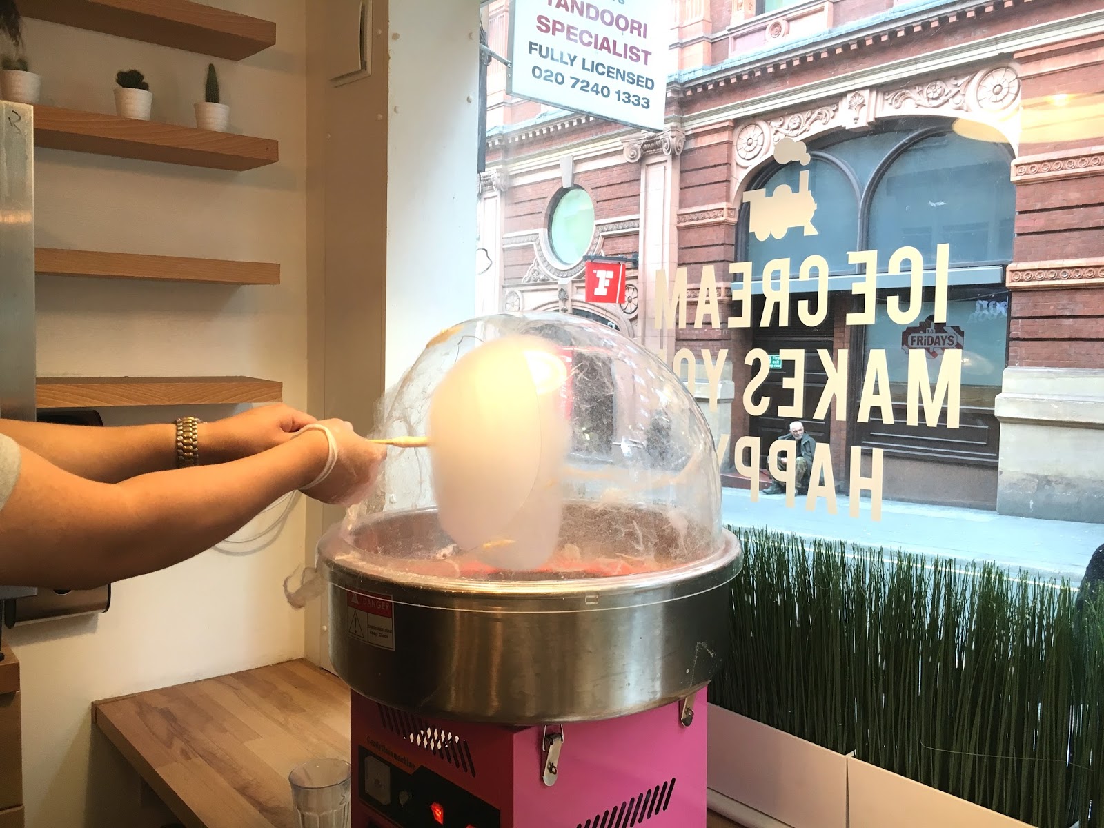 Milk Train vs Tsujiri Battle Of The Famed Instagram Ice Creams / LUCY