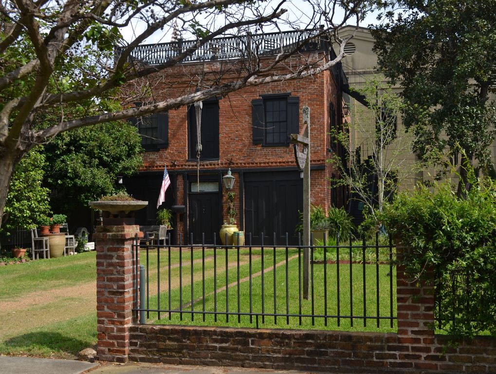 Sweet House Dreams 1830 Carriage House Conversion in Natchez, Mississippi